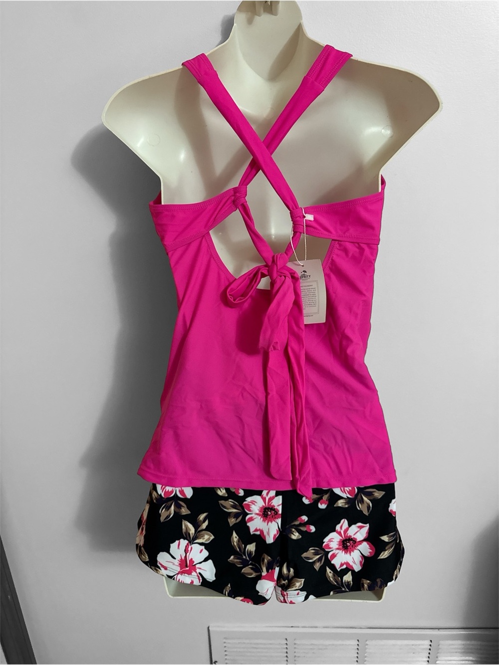 Fuchsia Ruched V-Neck Tank Top - Picture 4 of 5